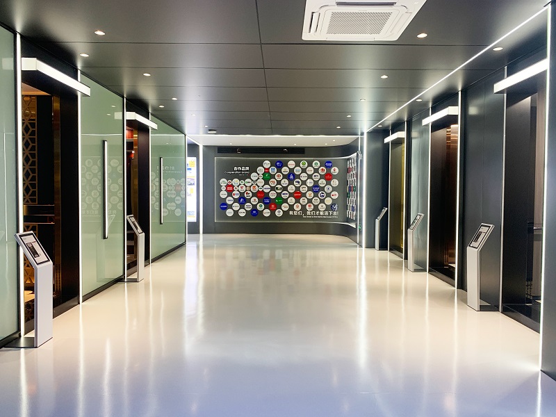 <span>客梯轿厢展示</span>